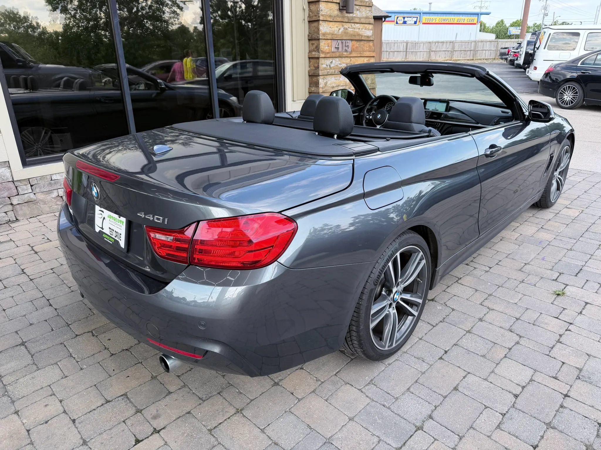 Used 2017 BMW 440i xDrive Convertible AWD/4WD image 6