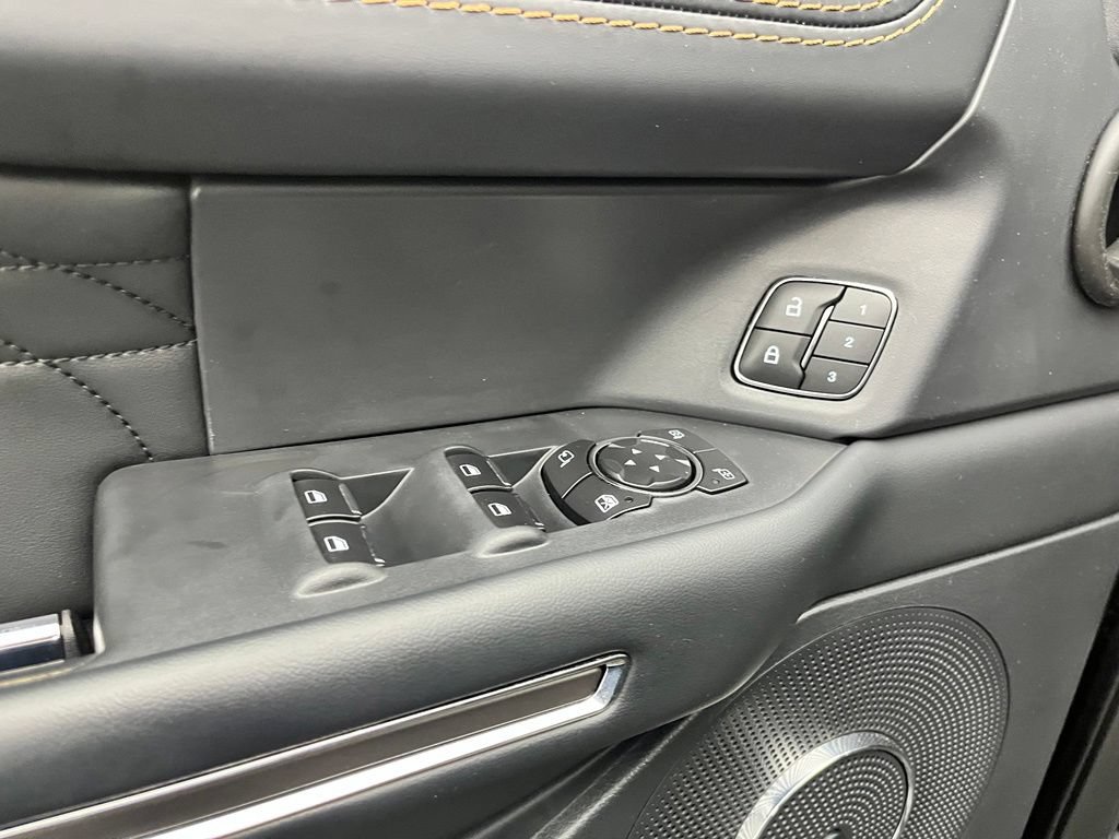 Used 2022 Ford Expedition Platinum AWD/4WD image 19