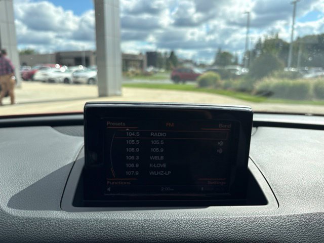 Used 2018 Audi Q3 2.0T Premium Plus w/ Premium Plus Package AWD/4WD image 16
