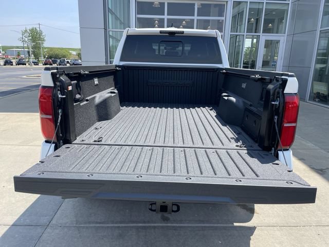 New 2026 Toyota Tacoma TRD Off-Road w/ TRD Off Road Premium Package AWD/4WD image 33