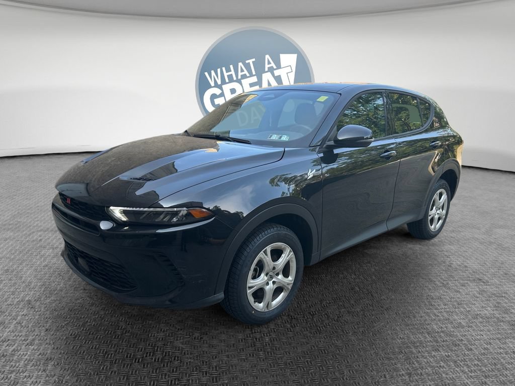 Used 2024 Dodge Hornet GT w/ Cold Weather Group AWD/4WD image 8