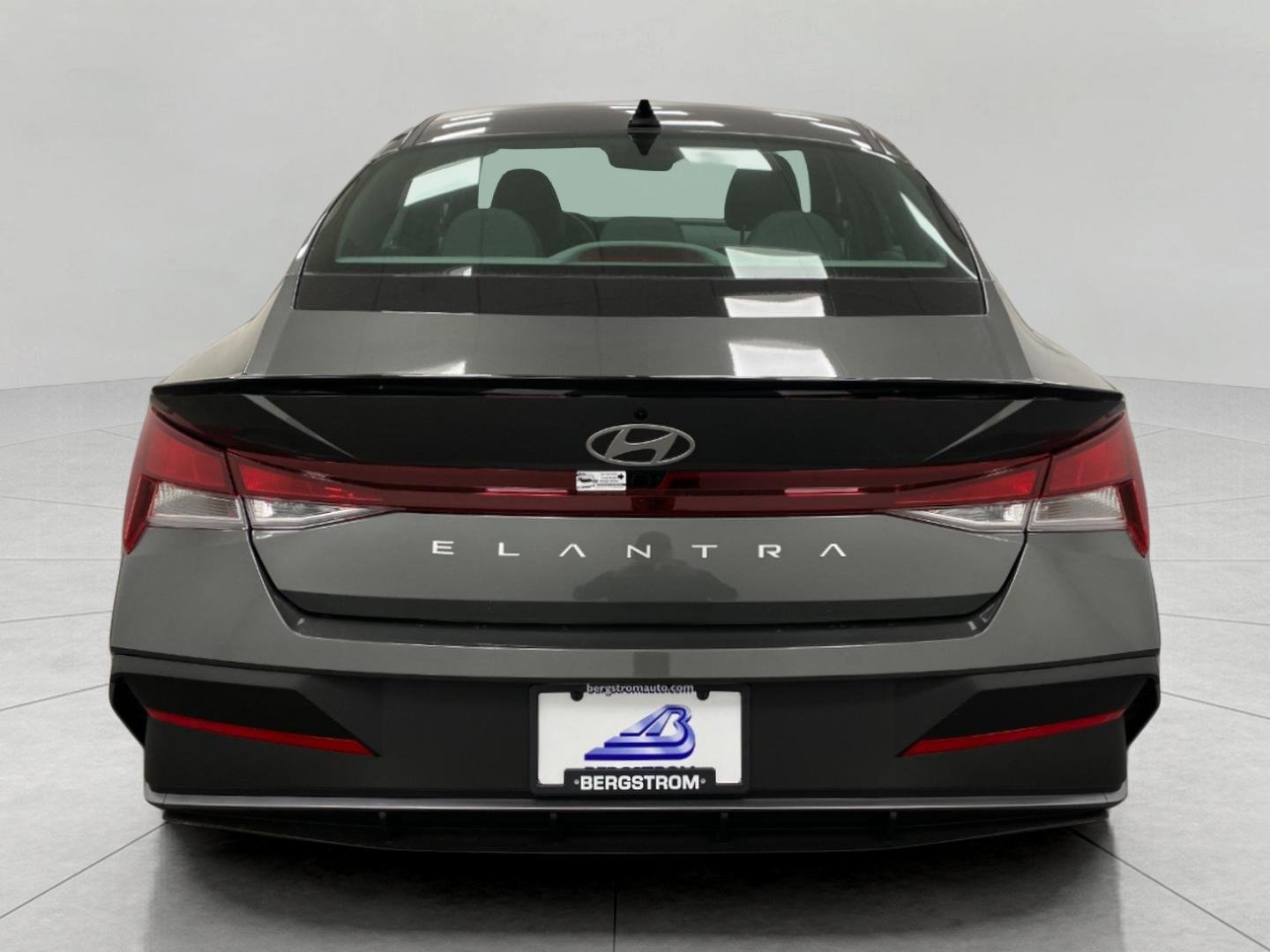 New 2026 Hyundai Elantra Sport FWD image 4