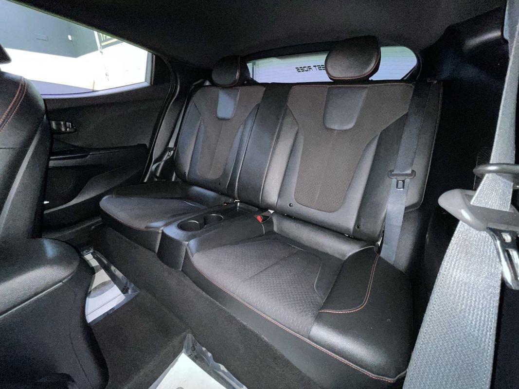 Used 2020 Hyundai Veloster Turbo image 27