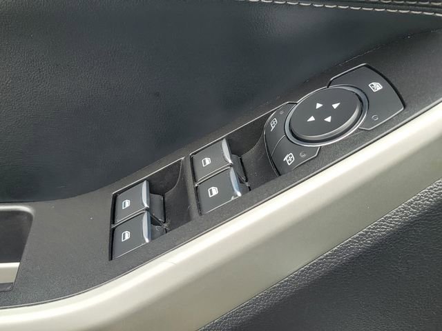 Used 2020 Ford Explorer XLT w/ Equipment Group 202A image 30