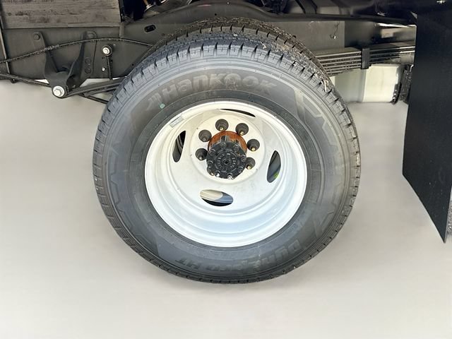 New 2027 Ford E-450 and Econoline 450 Super Duty w/ Driver's Safety Package RWD image 21