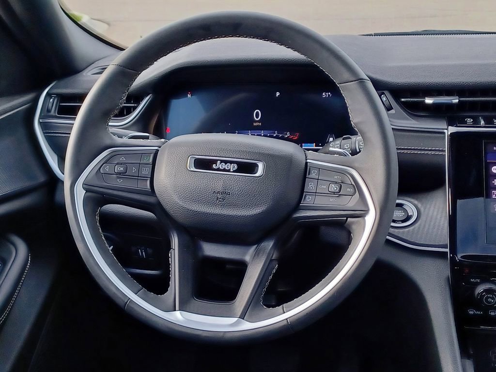Used 2023 Jeep Grand Cherokee Altitude AWD/4WD image 29