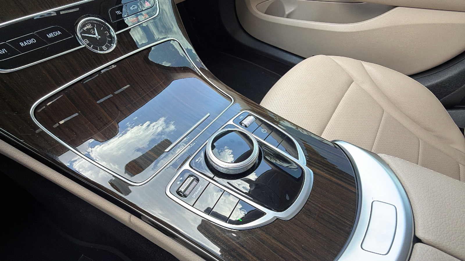 Used 2019 Mercedes-Benz C 300 Sedan image 30