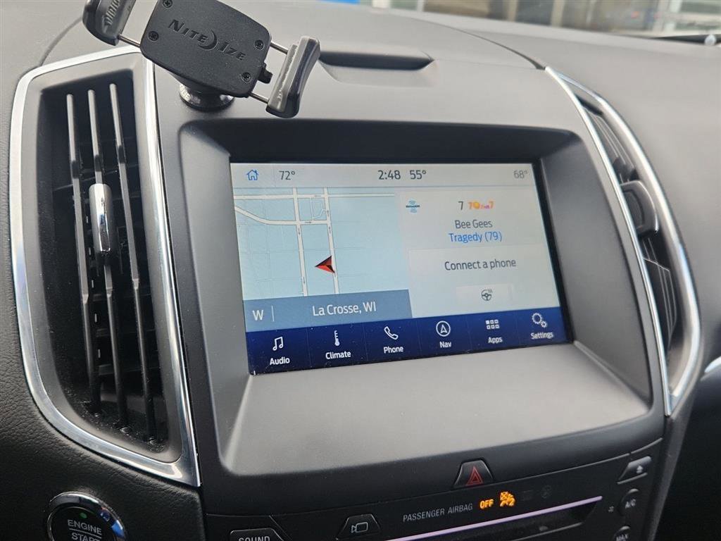 Used 2019 Ford Edge Titanium w/ Equipment Group 301A AWD/4WD image 22