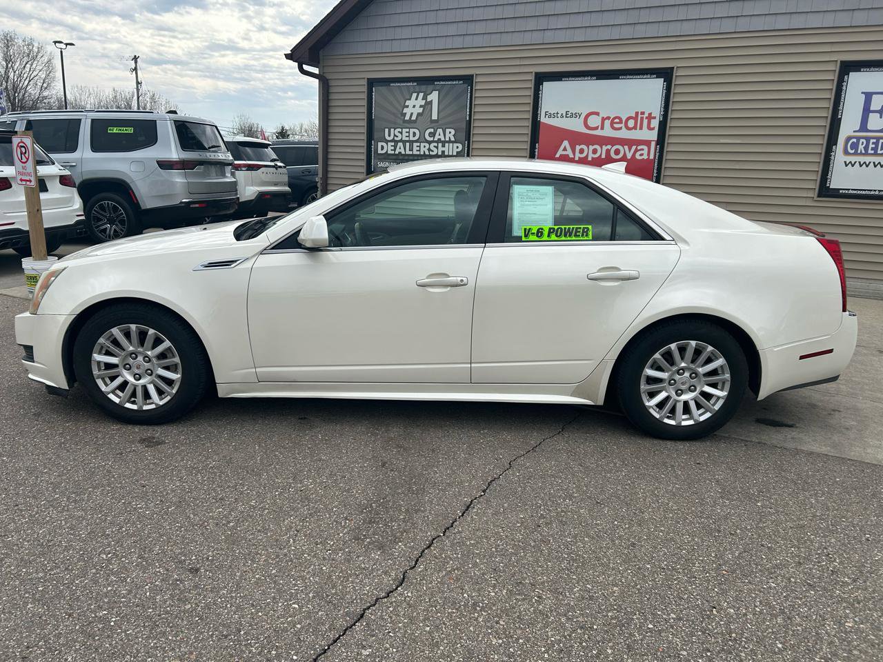 Used 2010 Cadillac CTS Luxury RWD image 8