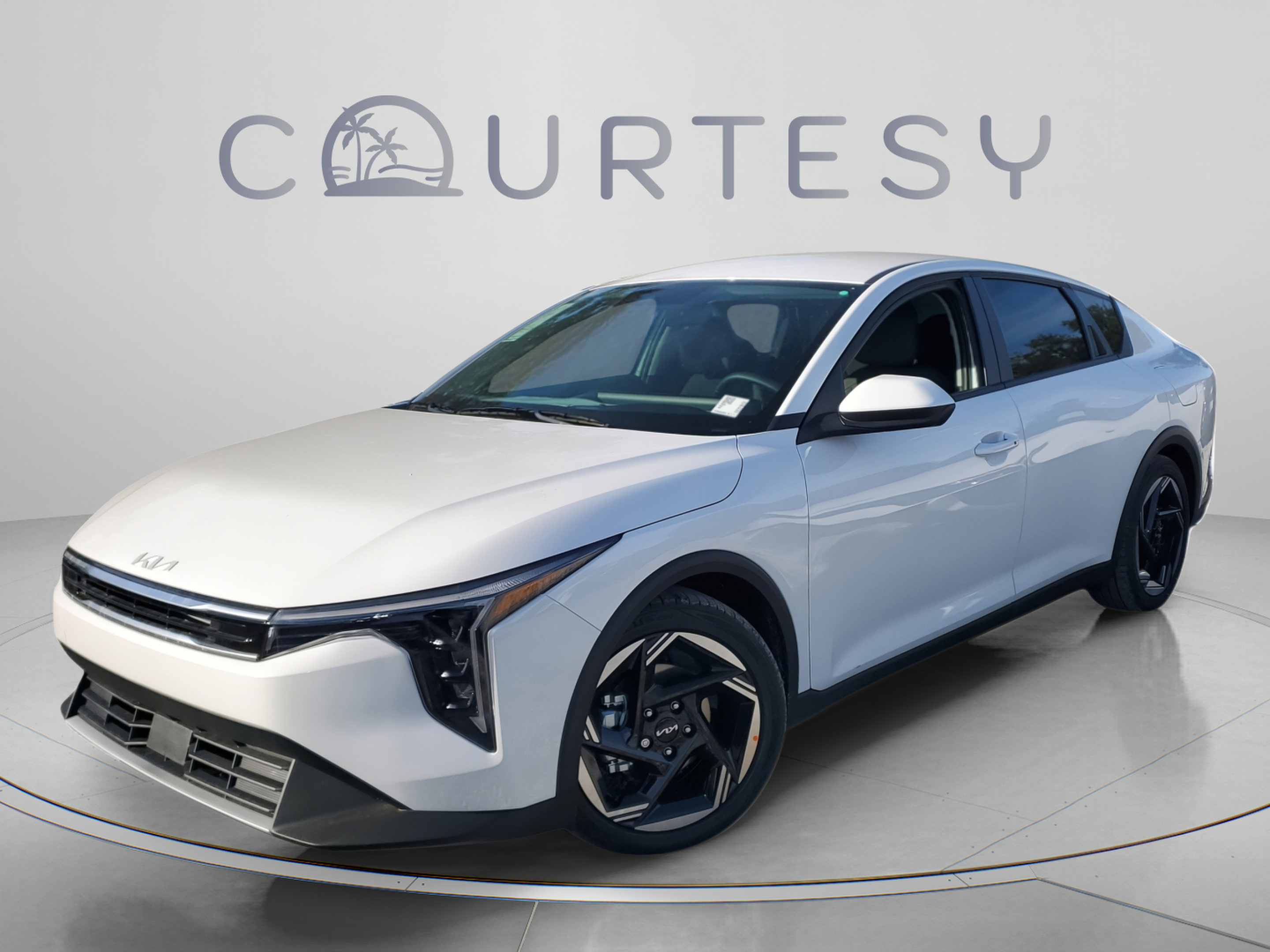 Certified 2025 Kia K4 EX FWD image 1