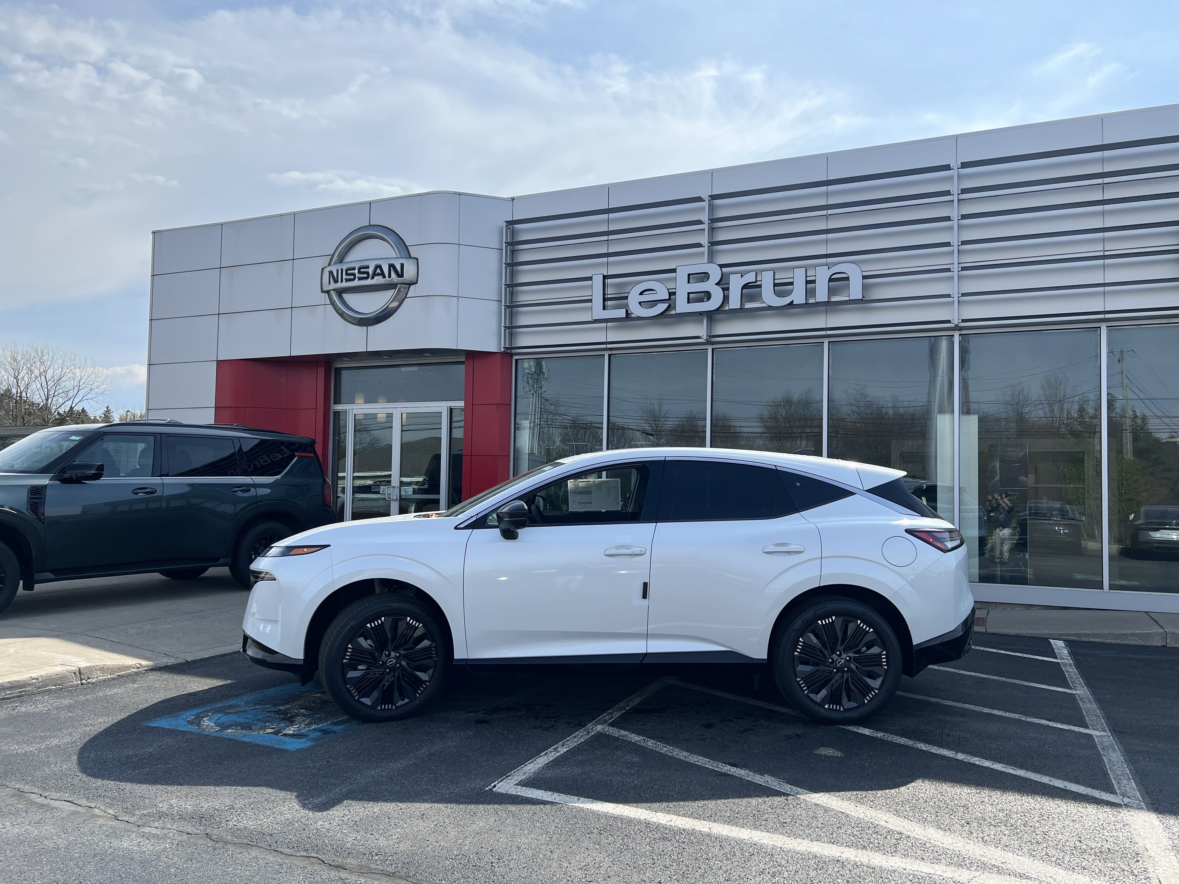 New 2026 Nissan Murano Platinum w/ Cargo Package image 1