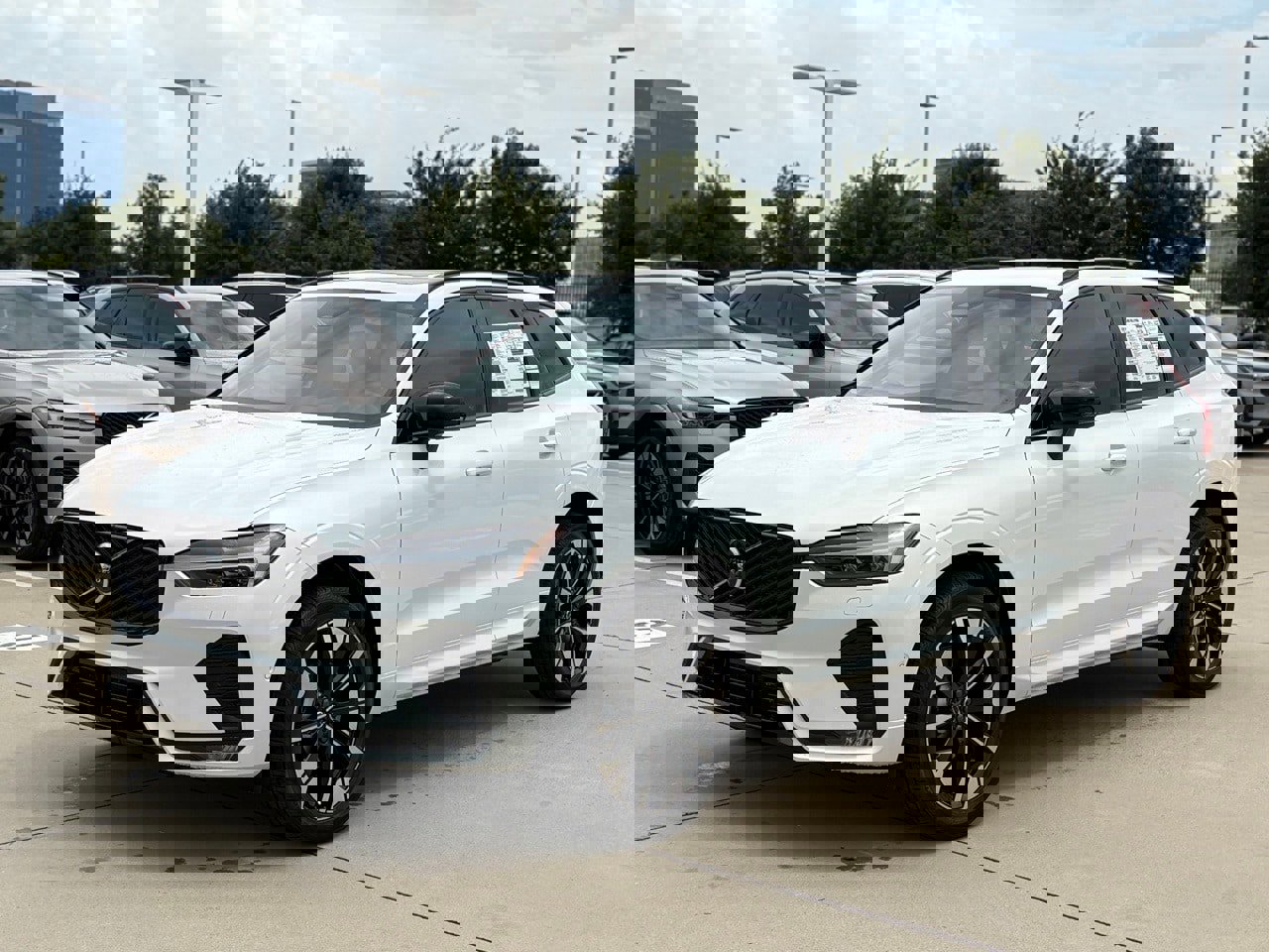 New 2026 Volvo XC60 B5 Plus w/ Protection Package Premier image 3