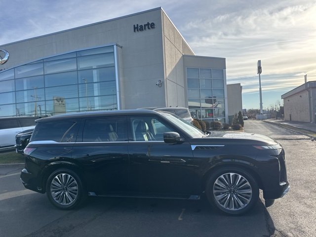 Used 2025 INFINITI QX80 Sensory image 4