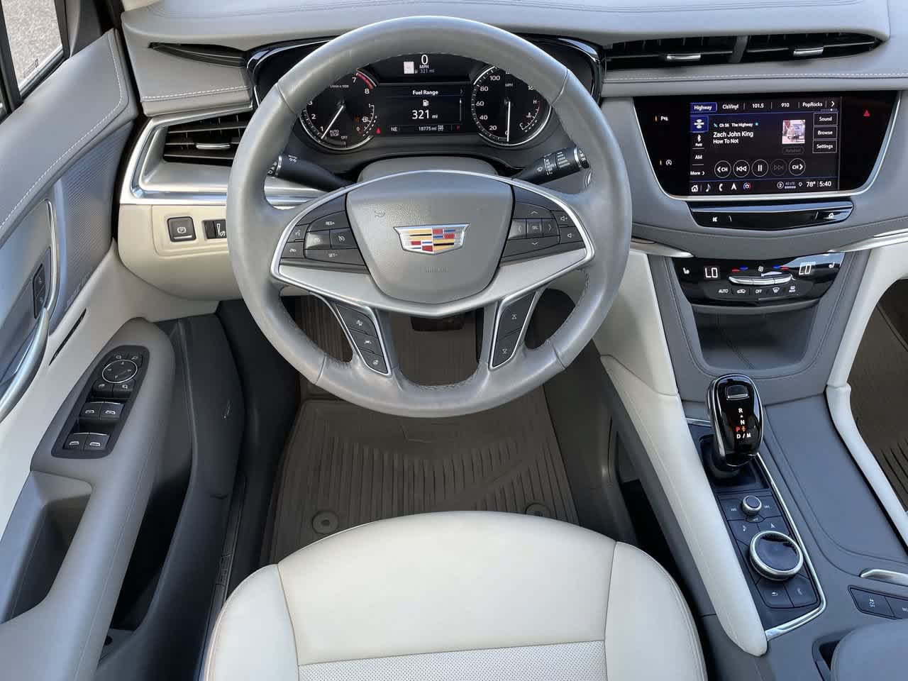 Certified 2024 Cadillac XT5 Premium Luxury AWD/4WD image 11