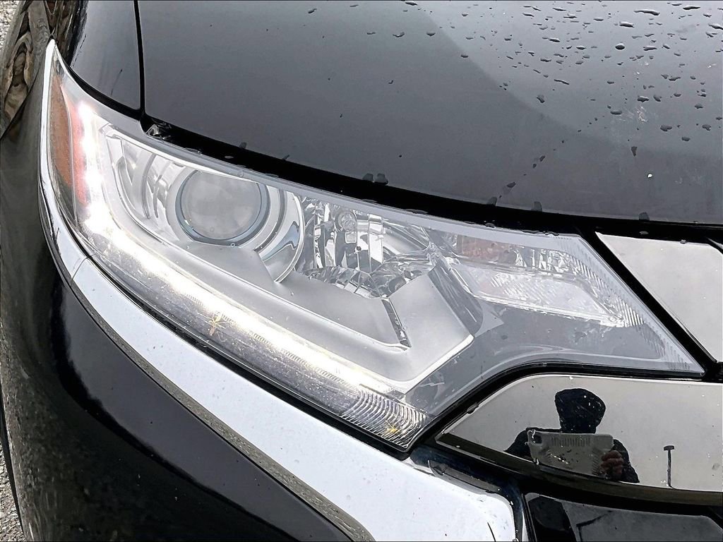 Used 2020 Mitsubishi Outlander ES image 24