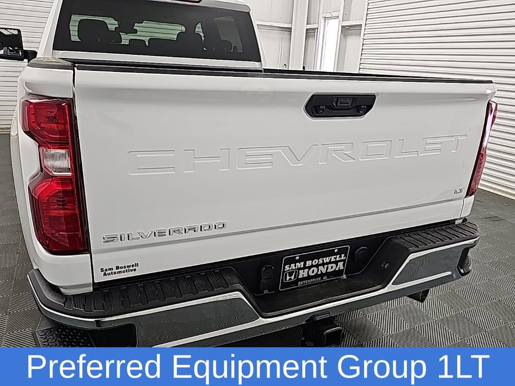 Used 2025 Chevrolet Silverado 2500 LT w/ Convenience Package image 9