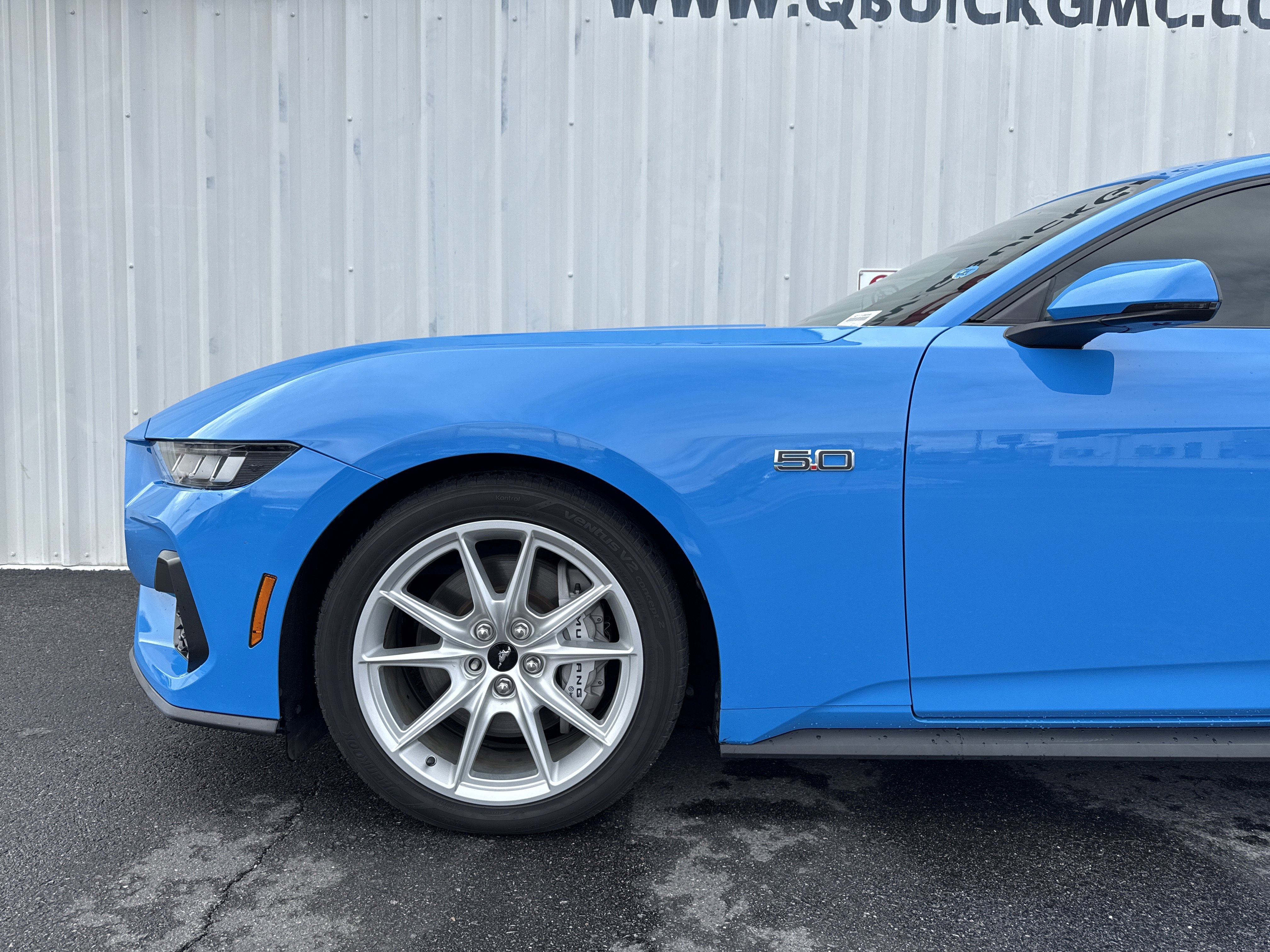 Used 2024 Ford Mustang GT Premium image 4