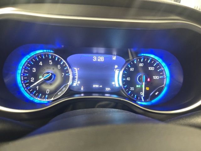 Used 2024 Chrysler Pacifica Touring-L image 16