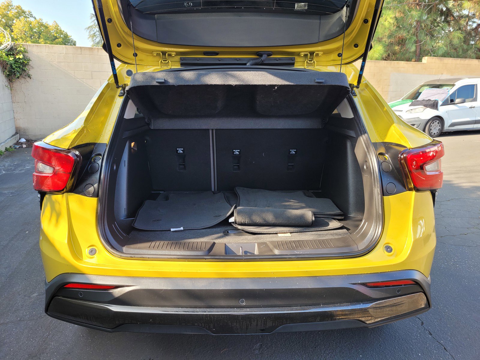 Used 2025 Chevrolet Trax ACTIV w/ Driver Confidence Package image 27