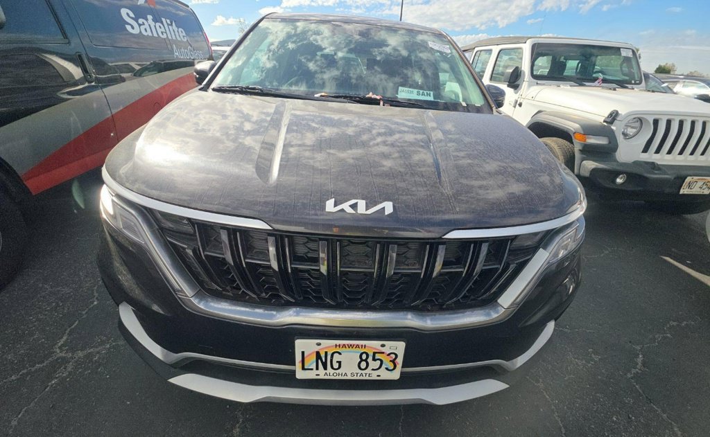 Used 2024 Kia Carnival LX FWD image 14