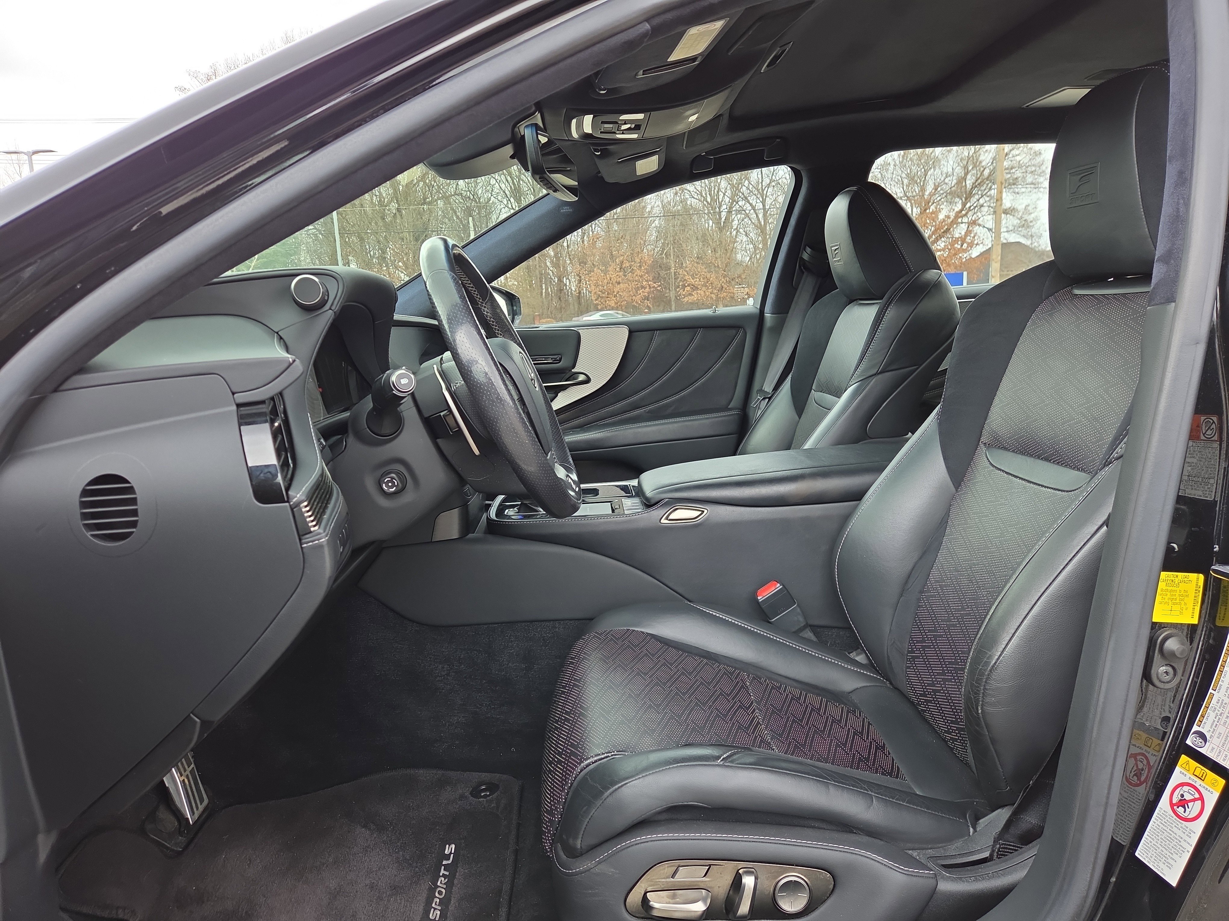 Used 2019 Lexus LS 500 F Sport image 10