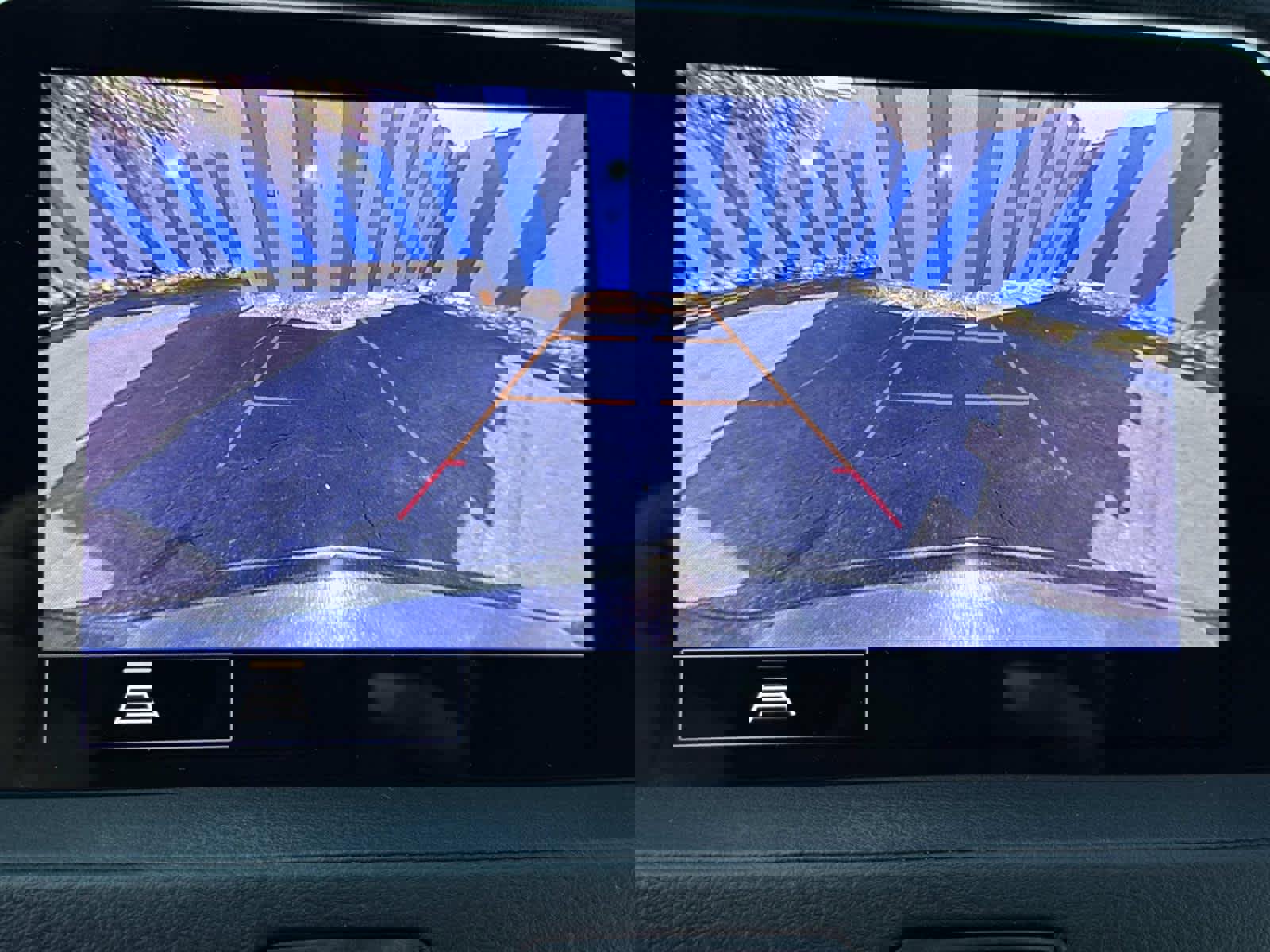 Used 2023 Cadillac XT4 Sport FWD image 25