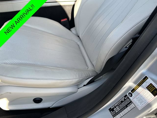 Used 2017 Mercedes-Benz E 300 4MATIC image 22