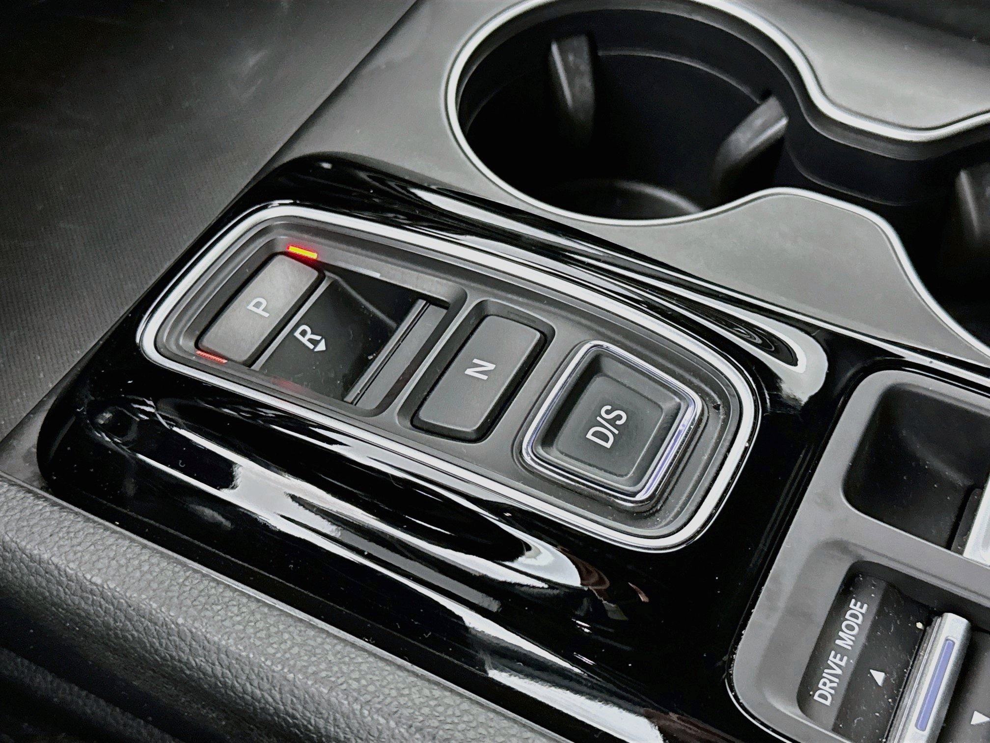 Certified 2025 Honda Pilot Sport image 16