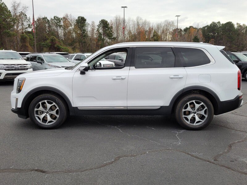 Used 2022 Kia Telluride EX image 4