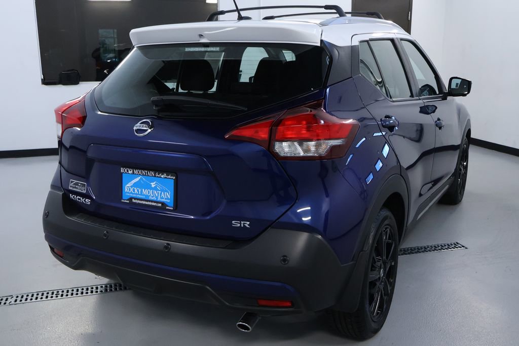 Used 2020 Nissan Kicks SR w/ Exterior Package image 7