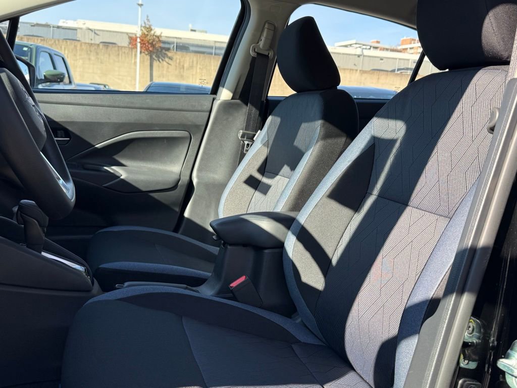 New 2025 Nissan Versa SV w/ Trunk Package image 14