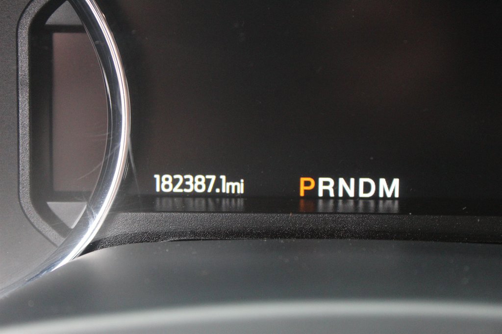 Used 2022 Ford F450 Lariat w/ Lariat Value Package image 9