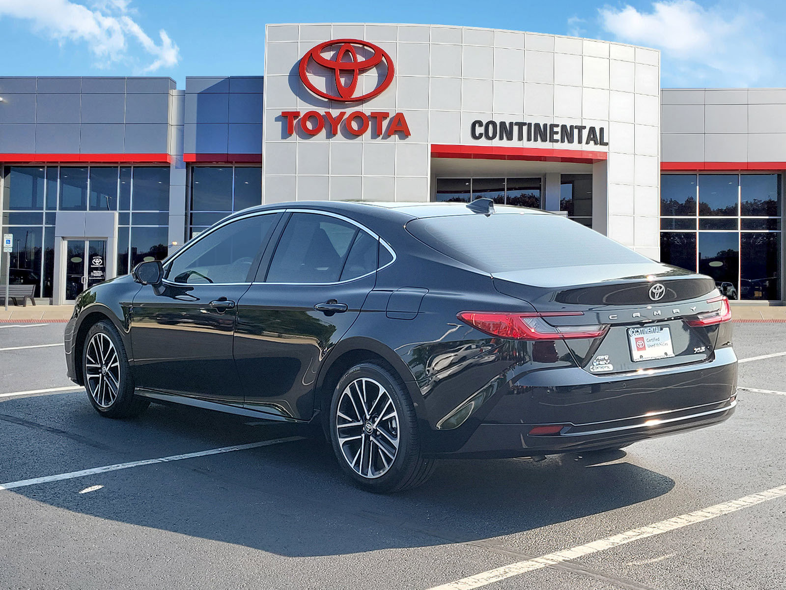 Certified 2025 Toyota Camry XLE w/ Premium Plus Package AWD/4WD image 4