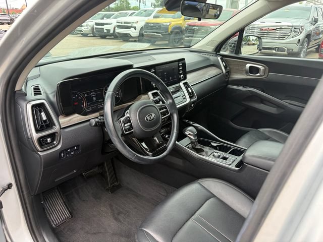 Used 2021 Kia Sorento EX w/ Panoramic Sunroof Package AWD/4WD image 2