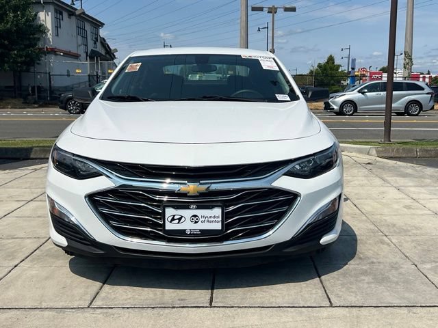 Used 2022 Chevrolet Malibu LS FWD image 4