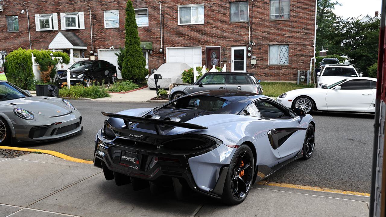 Used 2019 McLaren 600LT RWD image 5