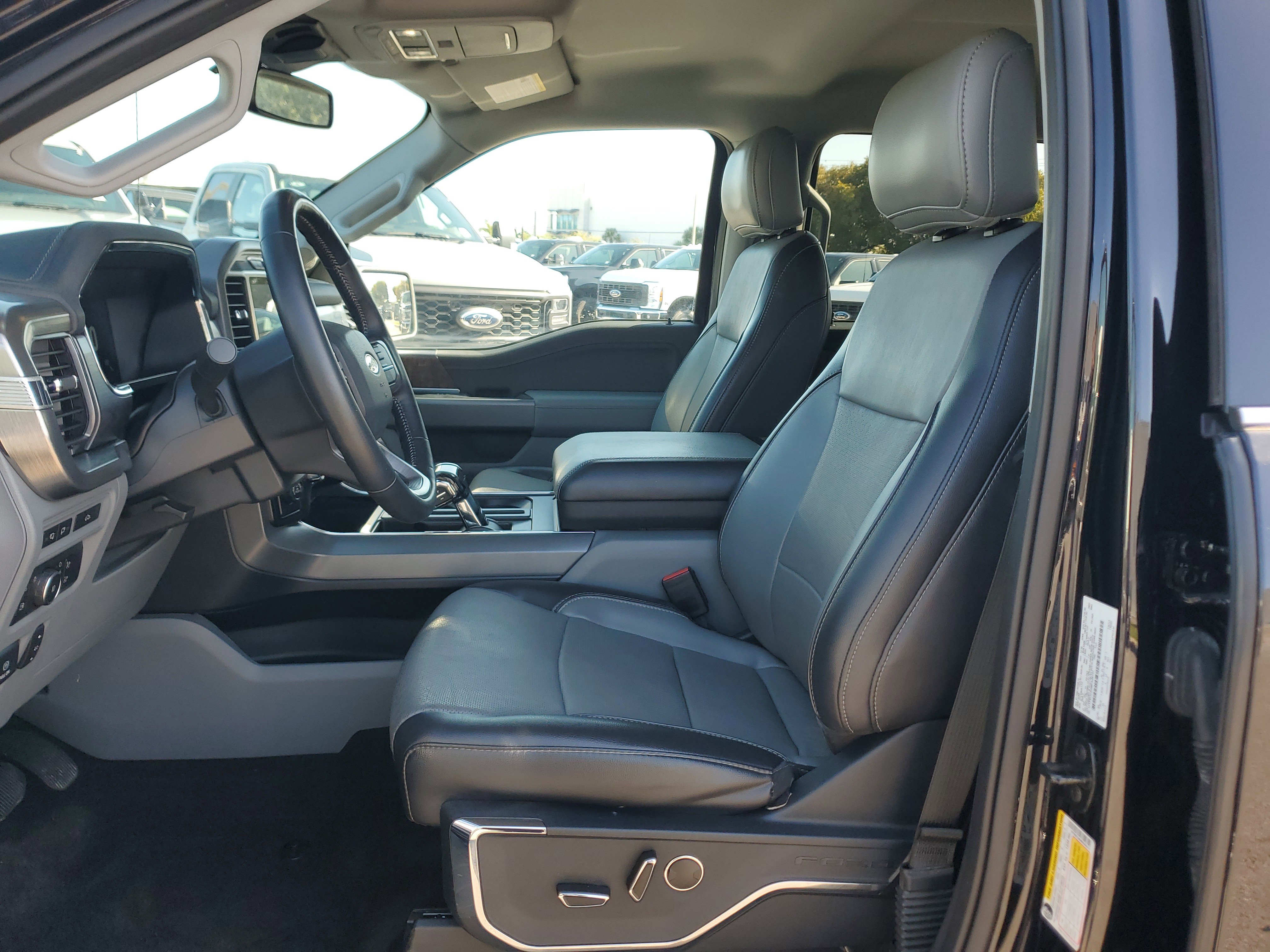 Used 2021 Ford F150 Lariat image 11