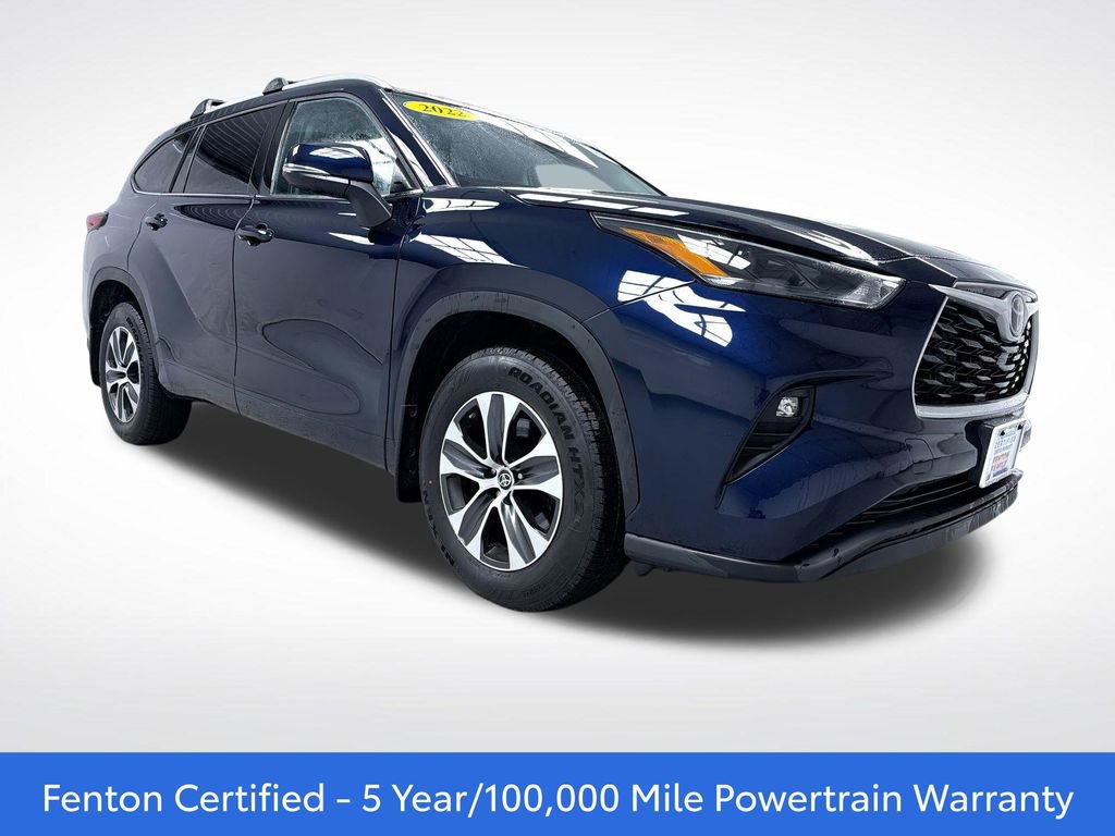 Used 2022 Toyota Highlander XLE image 1