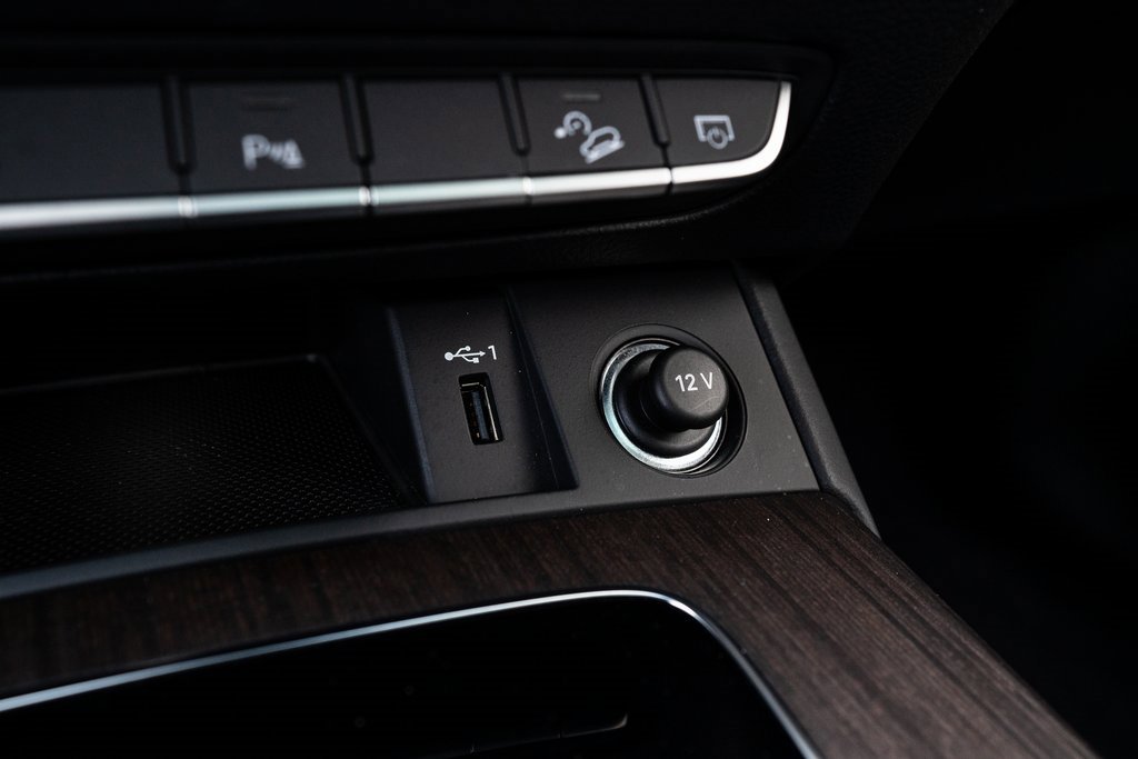 Used 2022 Audi Q5 2.0T Premium Plus w/ Premium Plus Package image 30