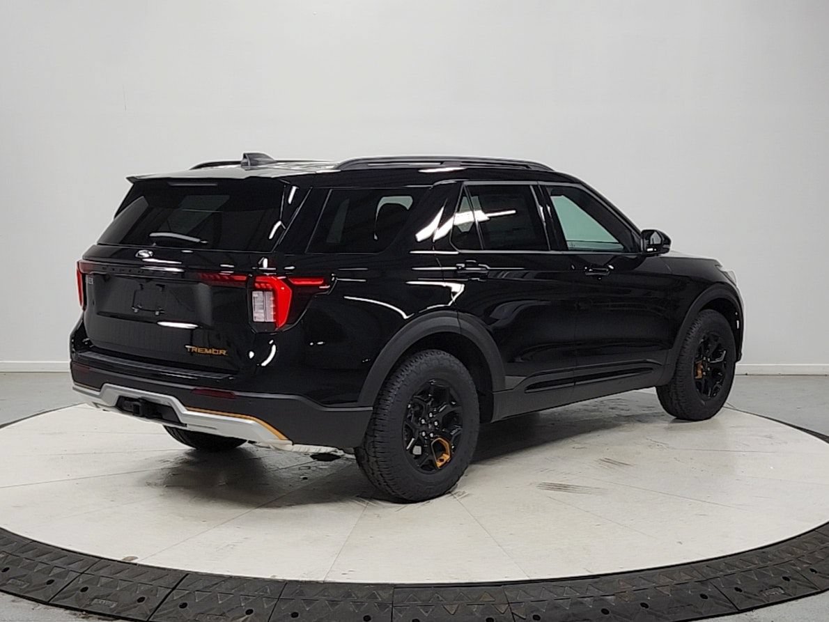 New 2026 Ford Explorer Tremor AWD/4WD image 7