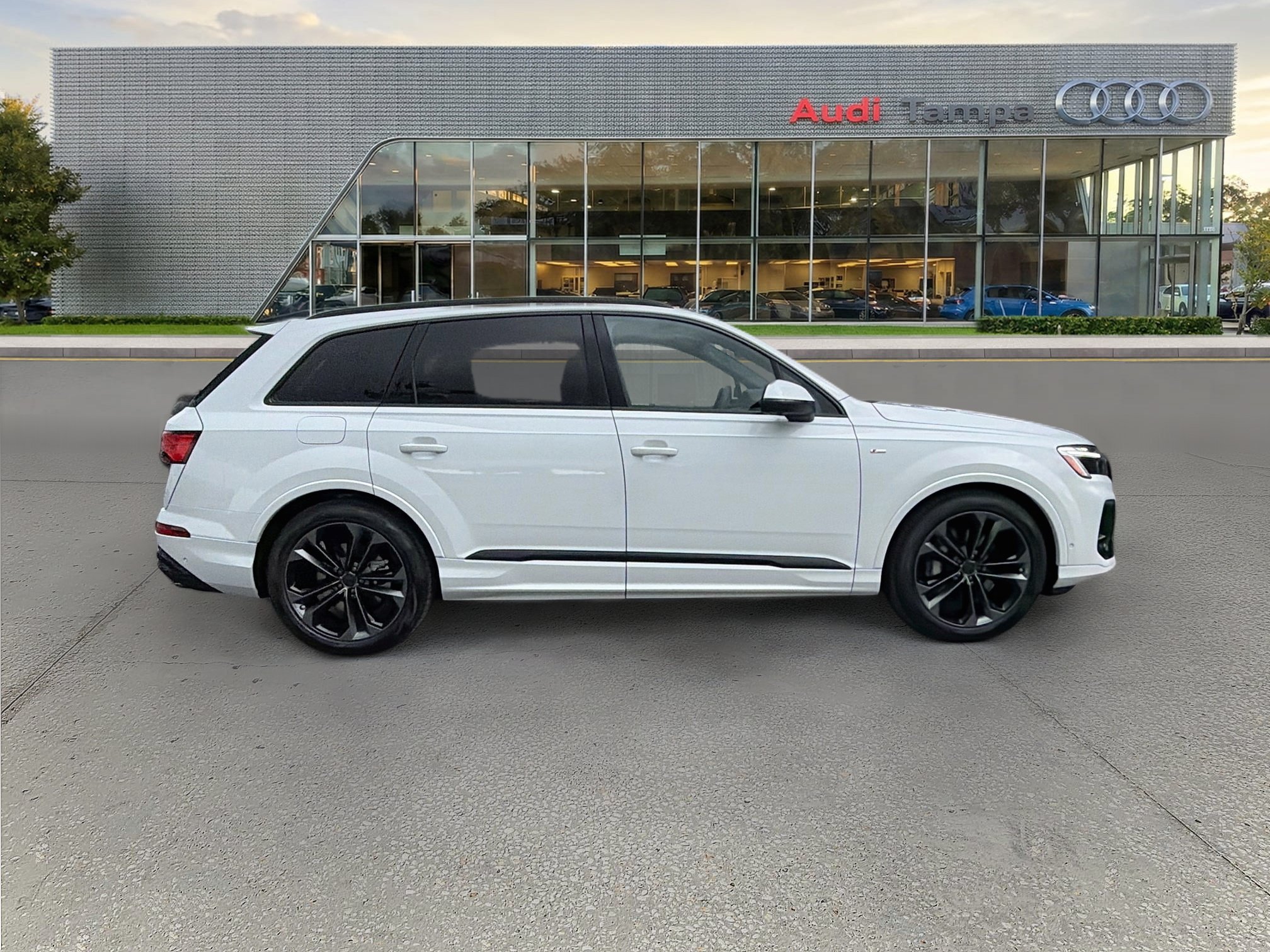 New 2026 Audi Q7 Premium Plus AWD/4WD image 2