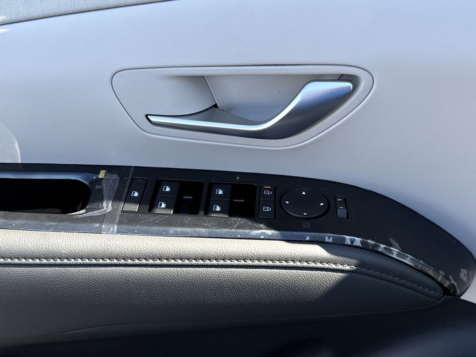 New 2026 Hyundai Tucson Limited image 15