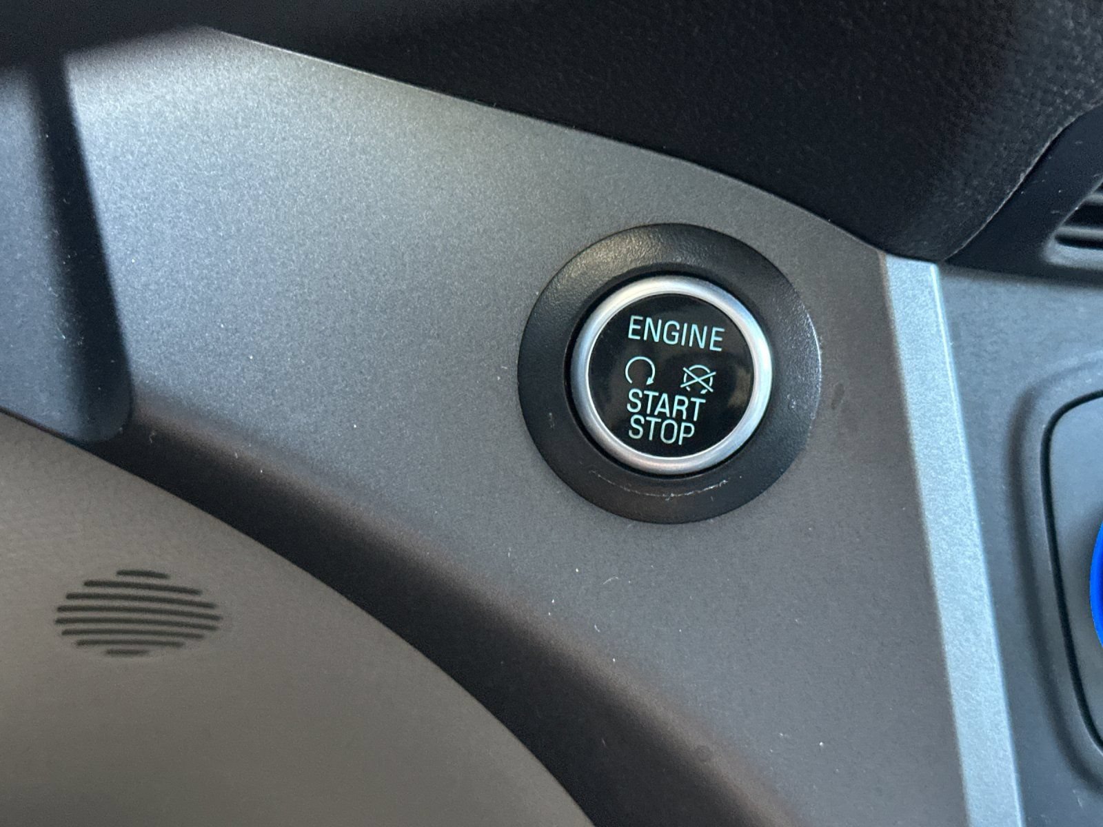 Used 2019 Ford Escape SE FWD image 22