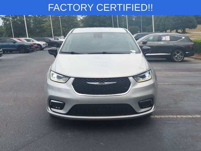 Certified 2024 Chrysler Pacifica Touring-L FWD image 8