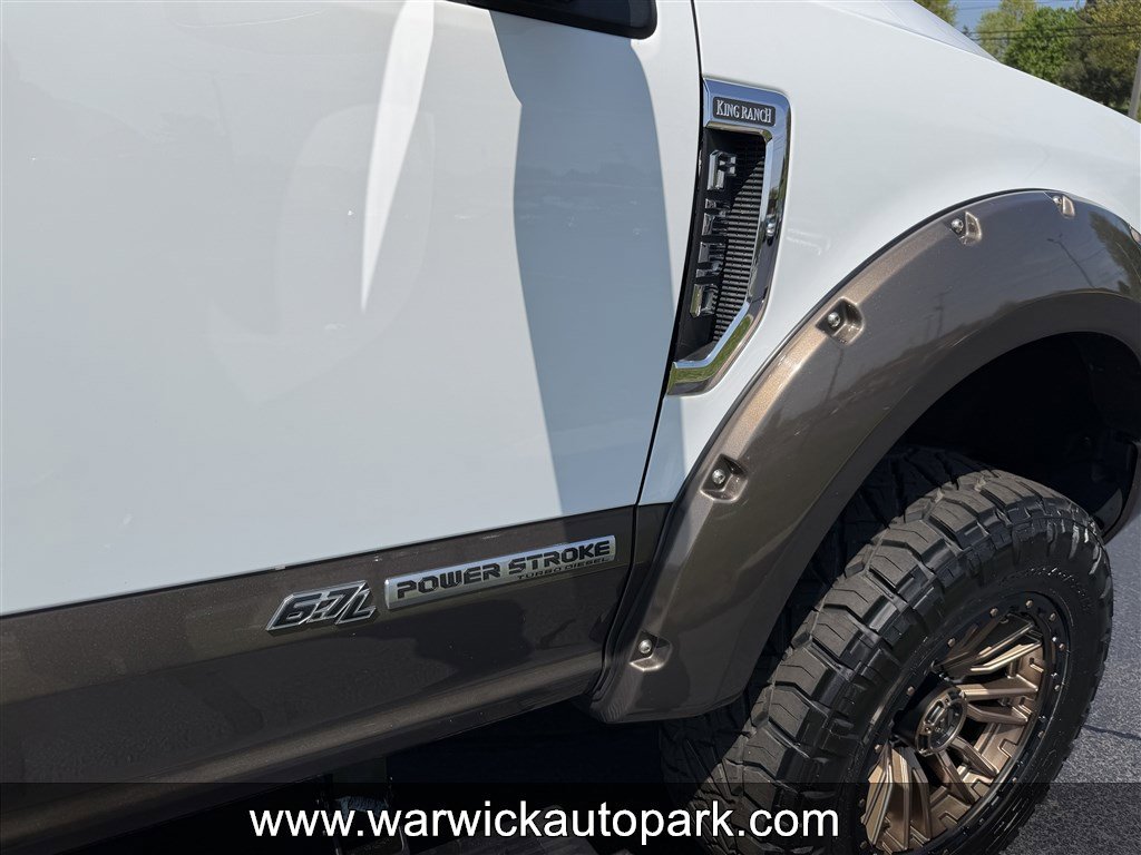 Used 2017 Ford F250 King Ranch w/ King Ranch Ultimate Package AWD/4WD image 16