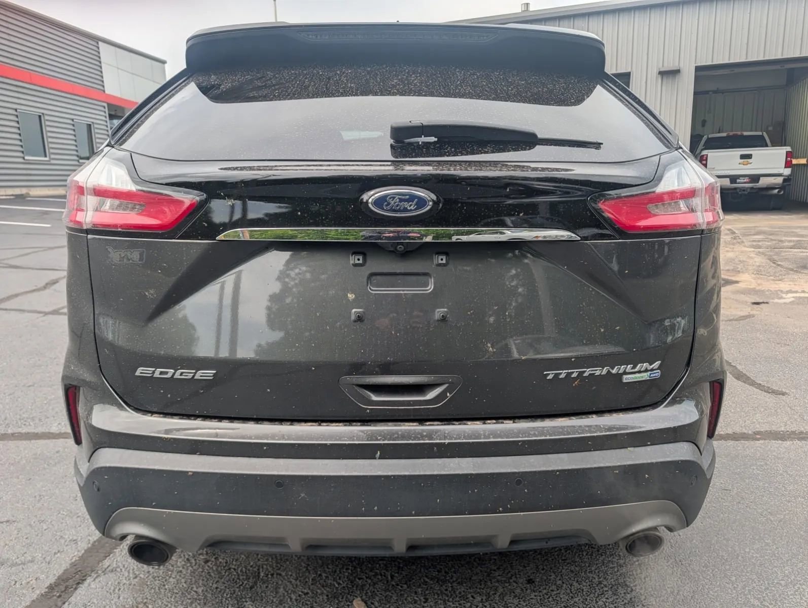 Used 2020 Ford Edge Titanium AWD/4WD image 3