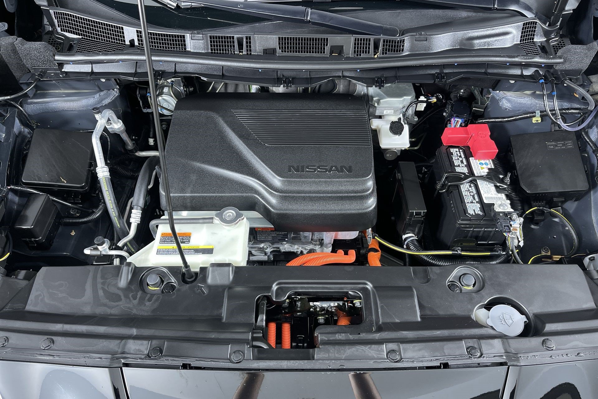 Certified 2025 Nissan Leaf S FWD image 26