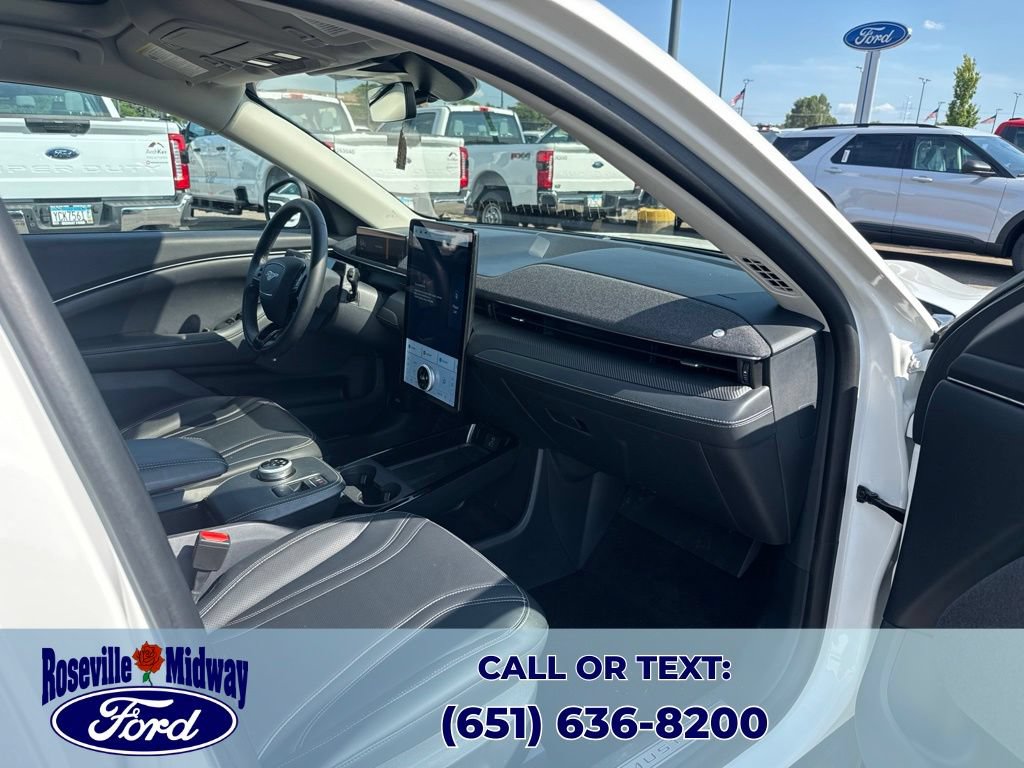 Used 2023 Ford Mustang Mach-E Premium AWD/4WD image 31