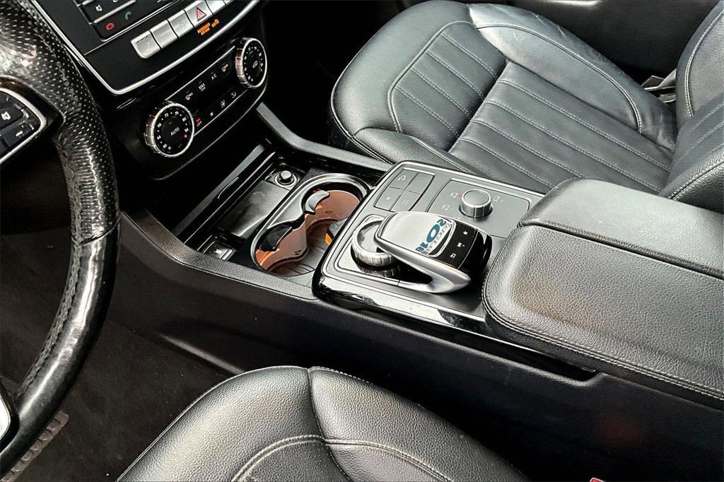 Used 2018 Mercedes-Benz GLE 350 4MATIC w/ Premium 2 Package image 16