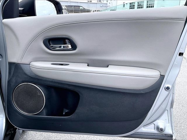 Used 2019 Honda HR-V EX-L image 12